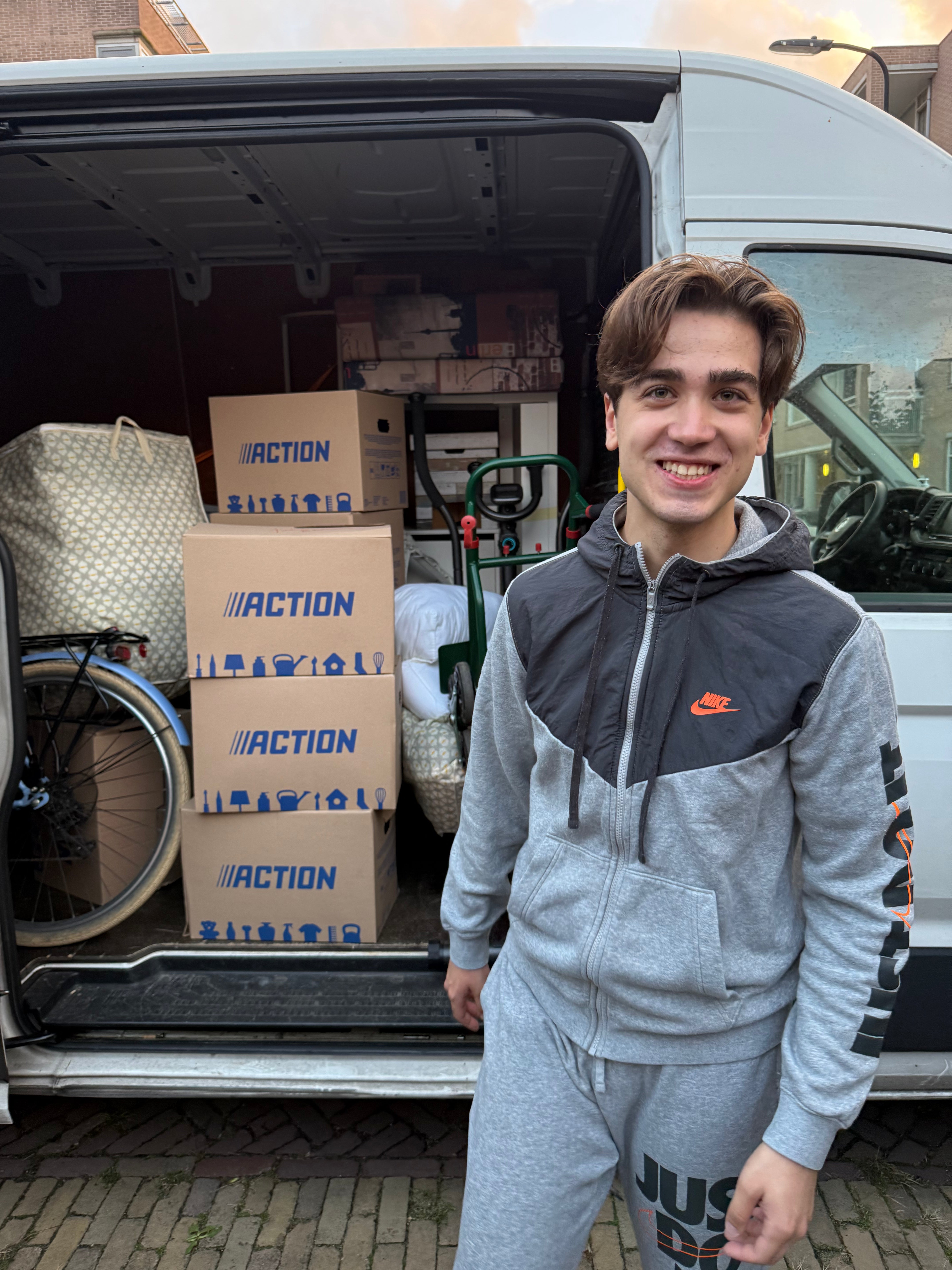 How Much Does a Moving Van Cost in the Netherlands in 2026?